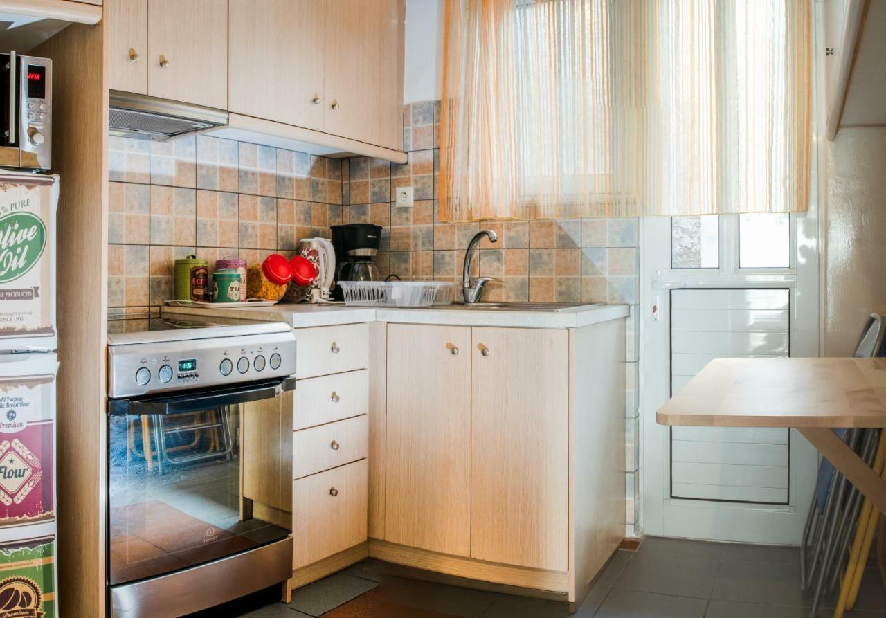 Fix Divine Apartment Atenas Exterior foto