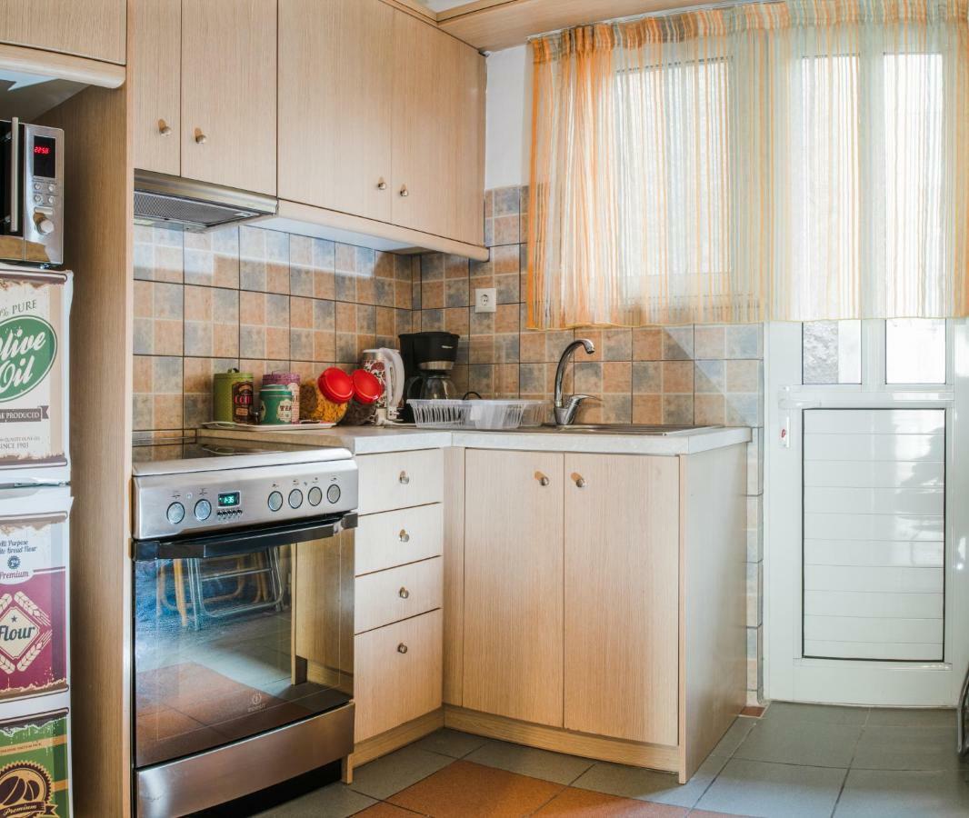 Fix Divine Apartment Atenas Exterior foto